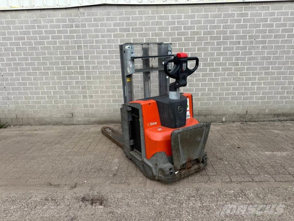 BT SWE200D Колички високоповдигачи с теглич