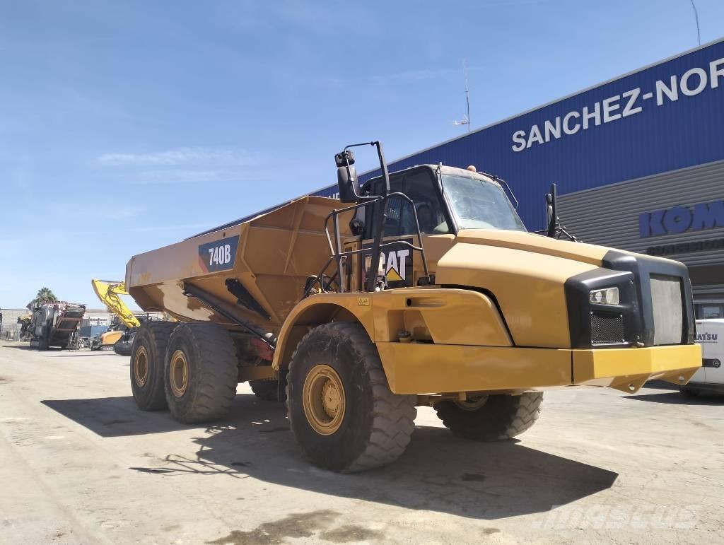 CAT 740 B Дъмпери/моторни превозни средства