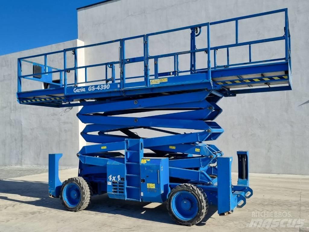 Genie GS 4390 - R284 Ножични работни платформи