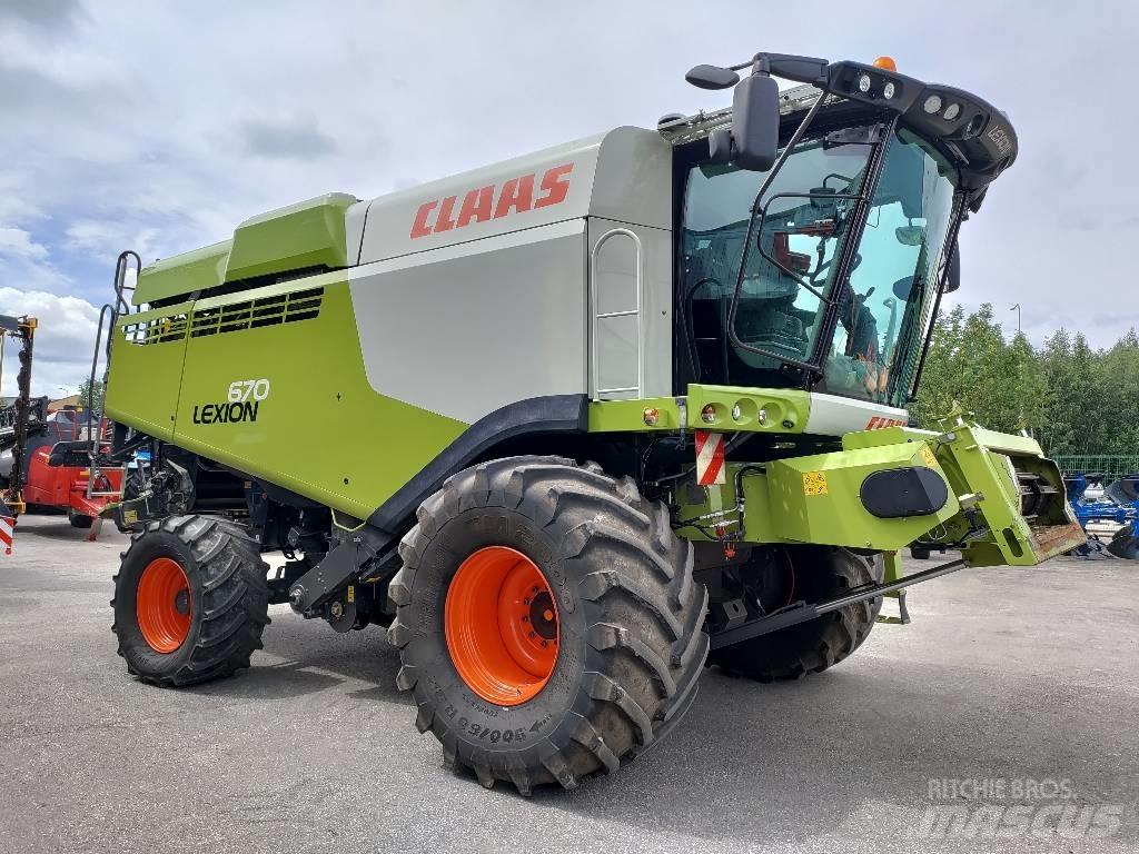 CLAAS Lexion 670 Комбайни
