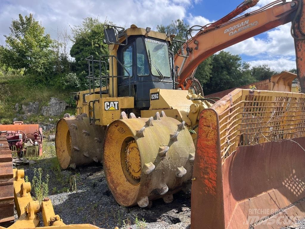 CAT 826 G Машини за опаковане на отпадъци