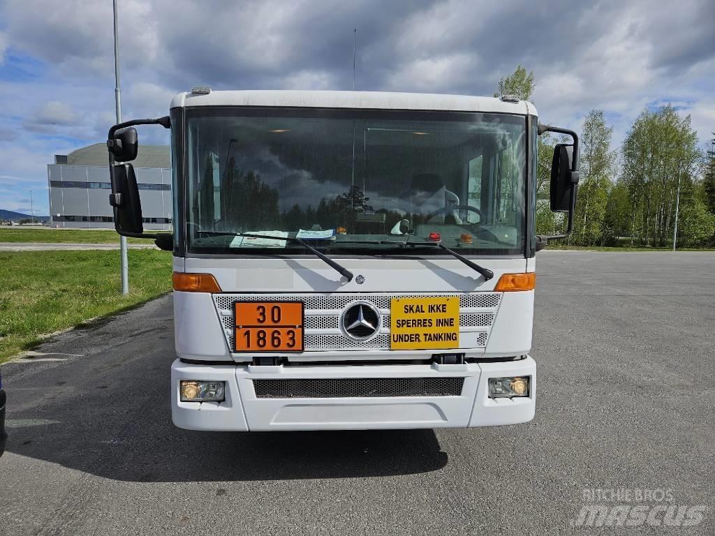 Mercedes-Benz Econic Цистерна