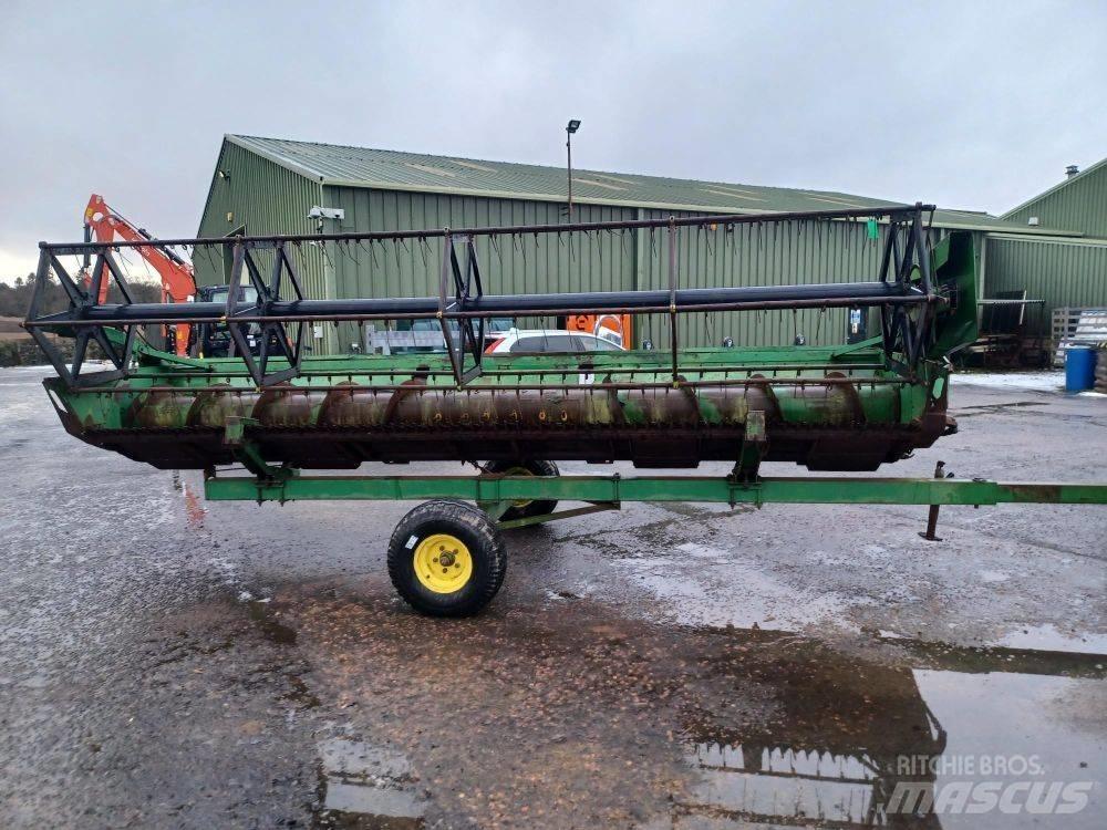 John Deere 1000 Култиватори