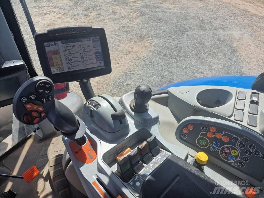 New Holland T7.270 Трактори