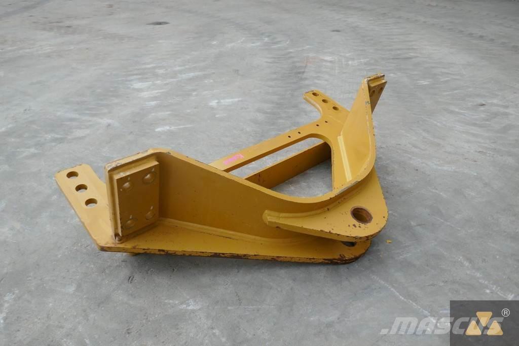CAT 140M3 Drawbar Транспорт - Други