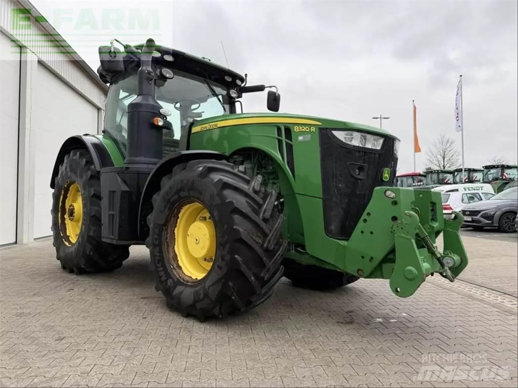 John Deere 8320 r Трактори