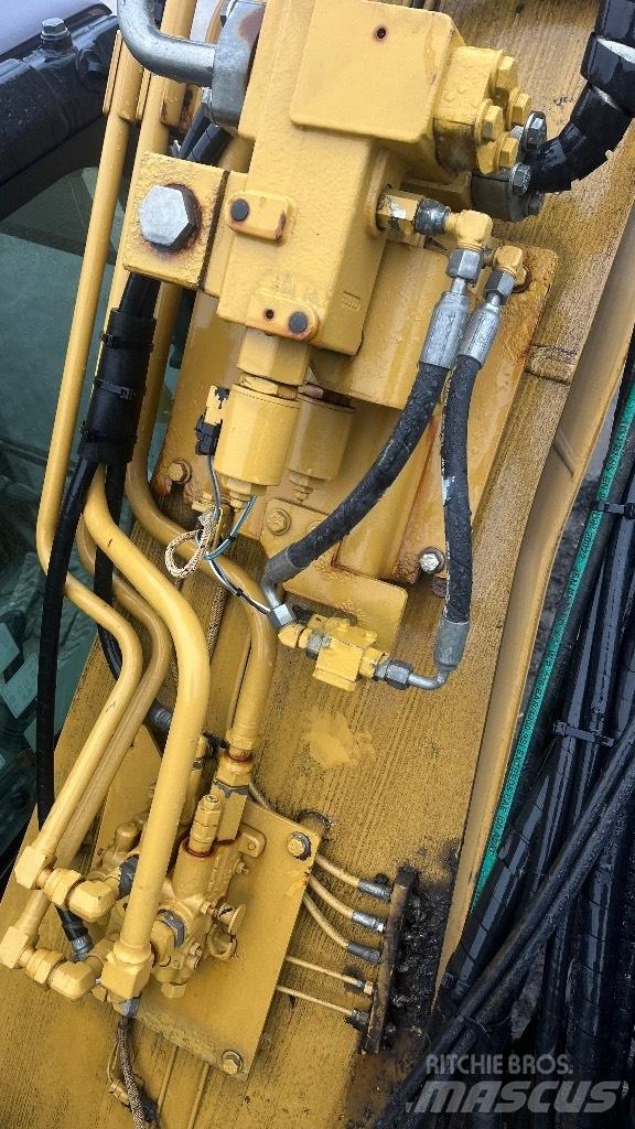CAT 320 EL Верижен екскаватор