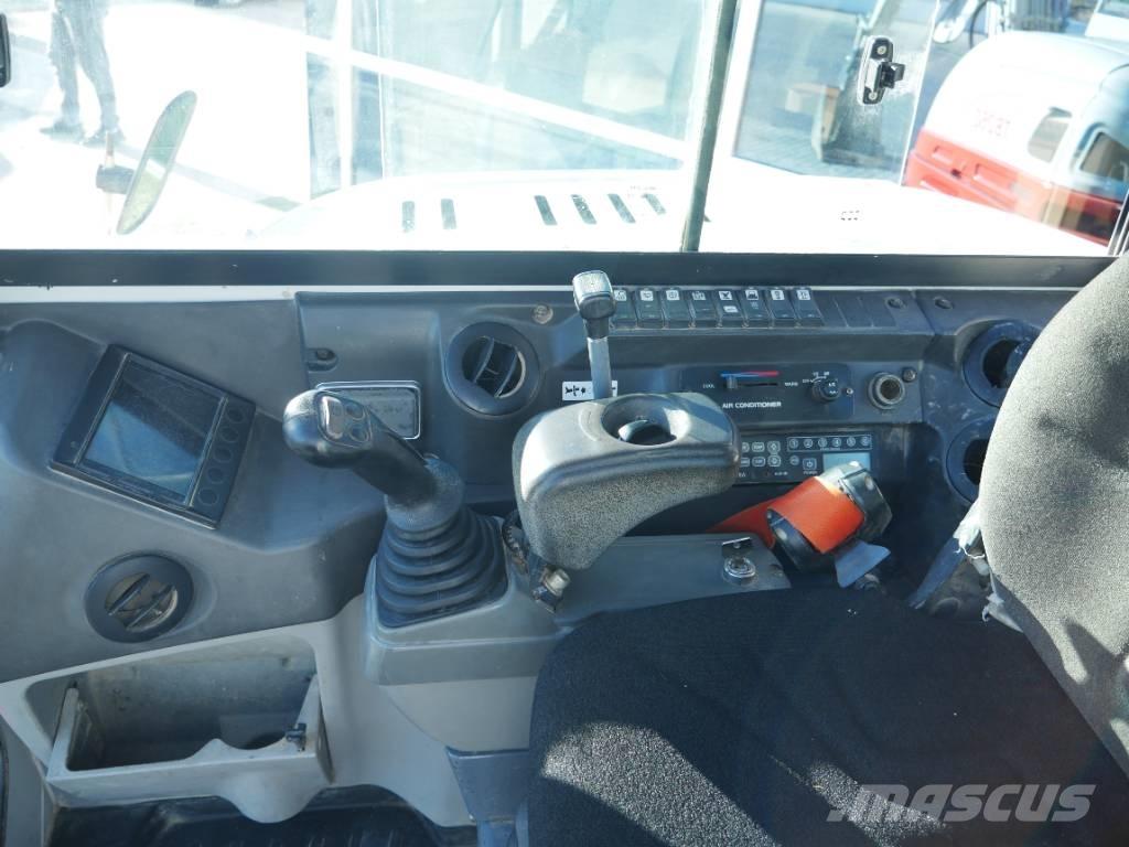 Takeuchi TB 260 Мини екскаватори < 7 т