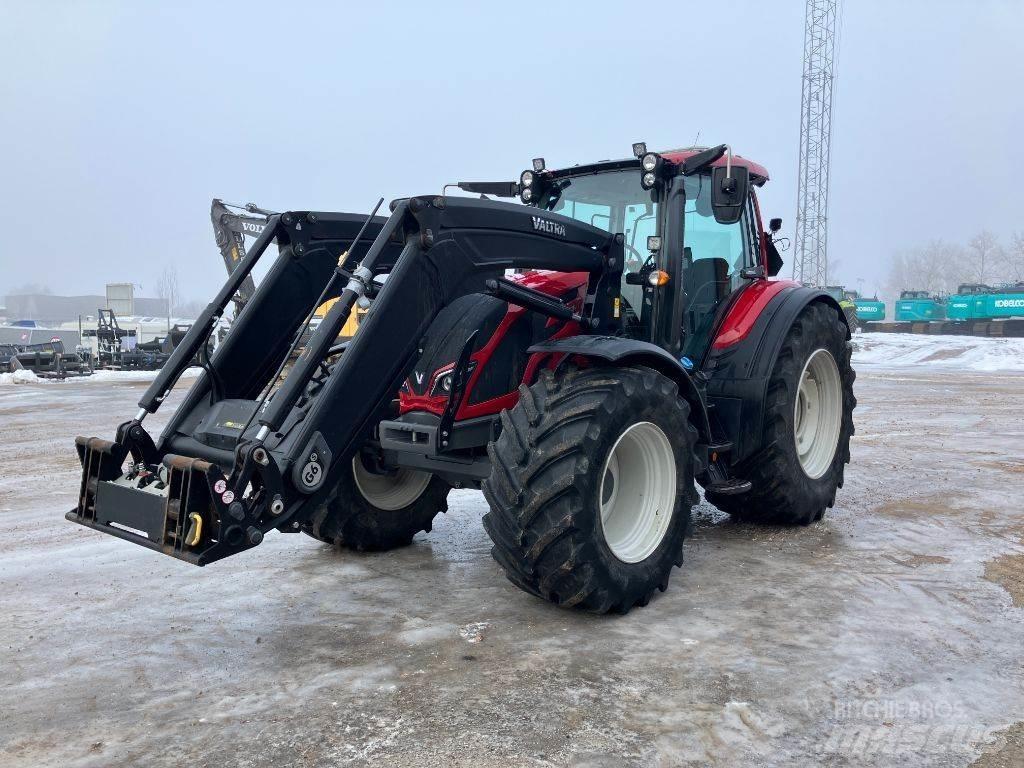 Valtra N174D Трактори