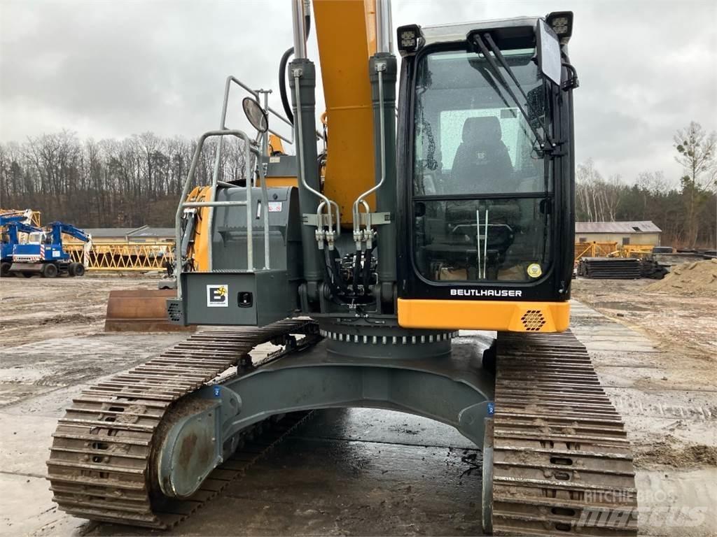 Liebherr R924 Верижен екскаватор