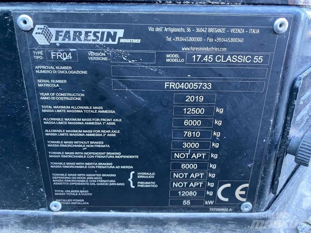 Snorkel SR1745 Телескопични товарачи