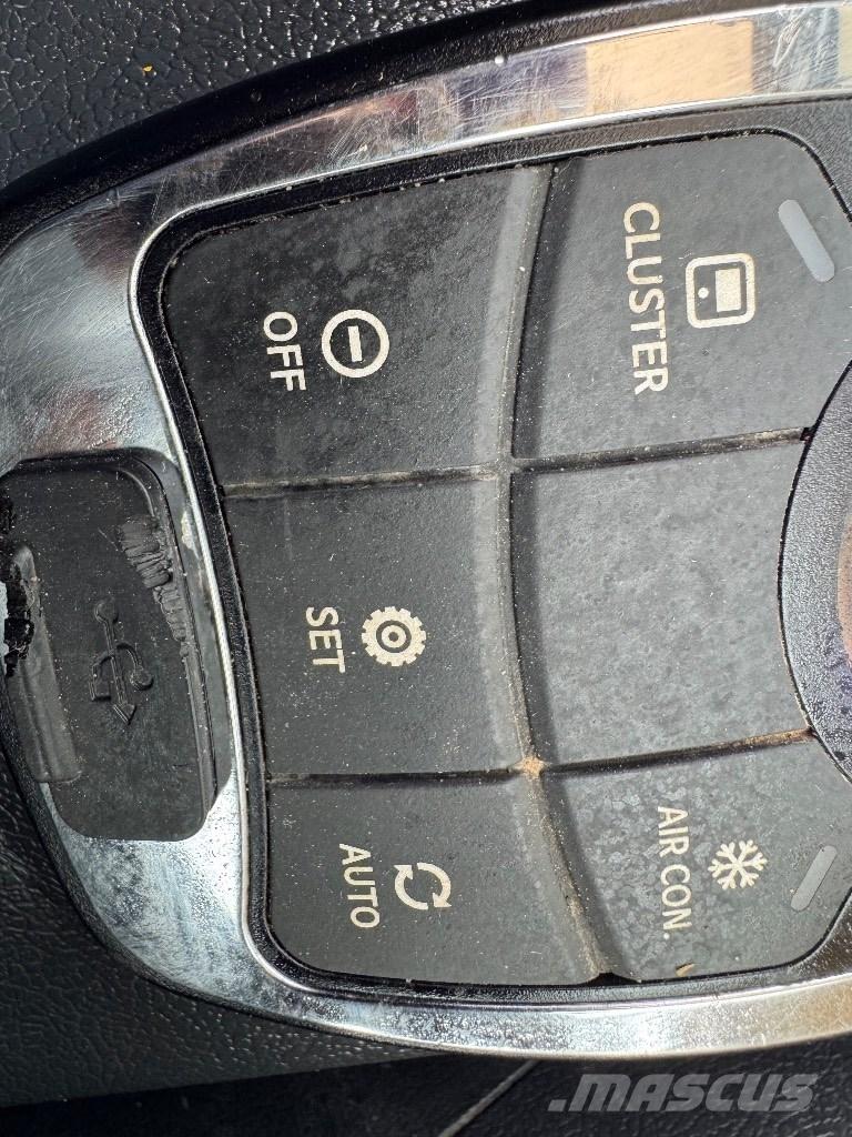Hyundai HX140 LC Верижен екскаватор