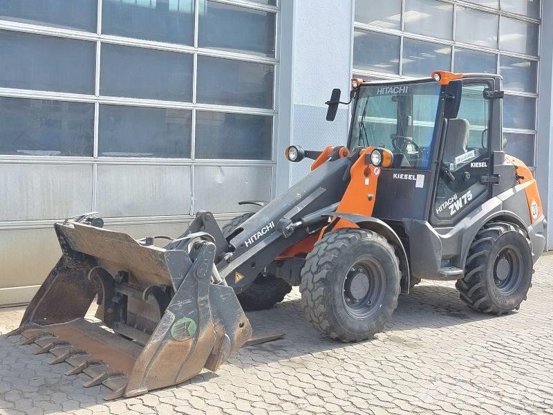 Hitachi ZW 75-6 Мини товарачи
