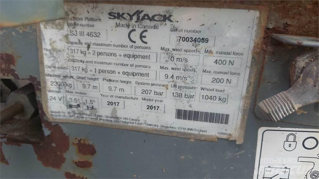 SkyJack SJIII4632 Ножични работни платформи