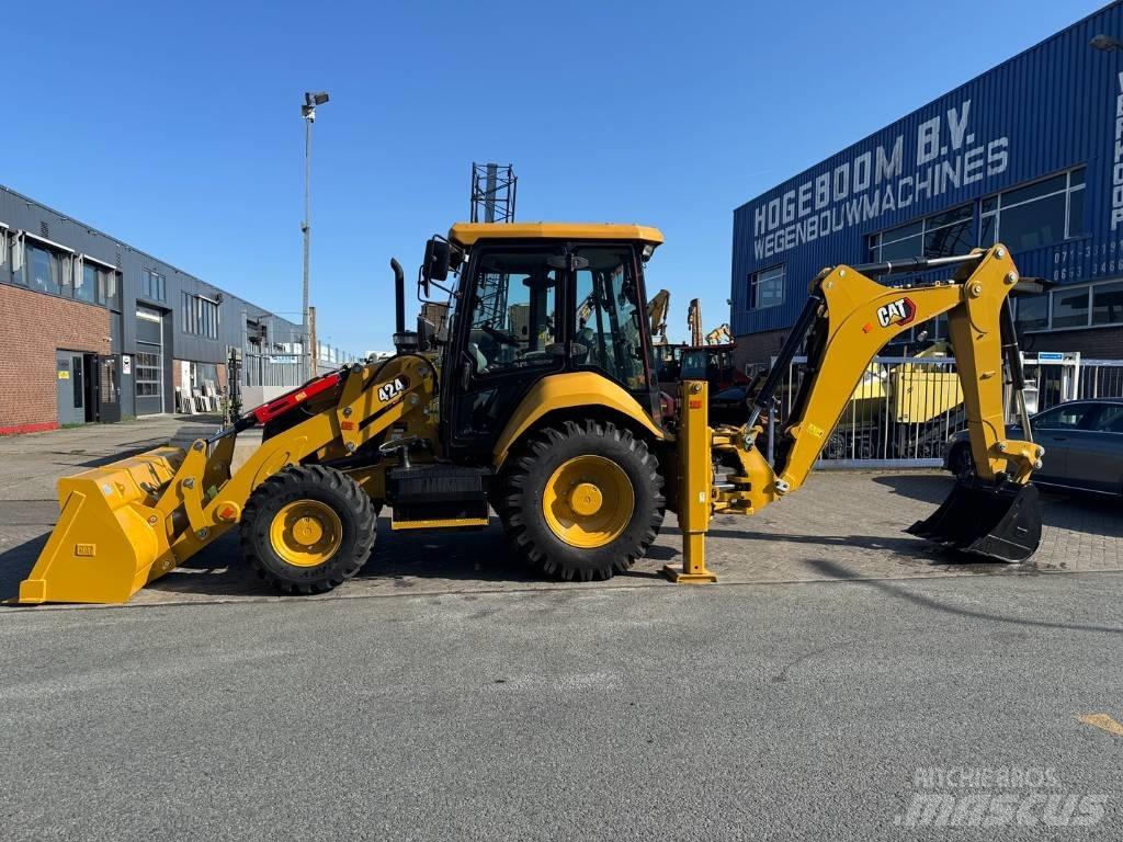 CAT 424 4X4 ( UNUSED ) Товарач със заден ексватор