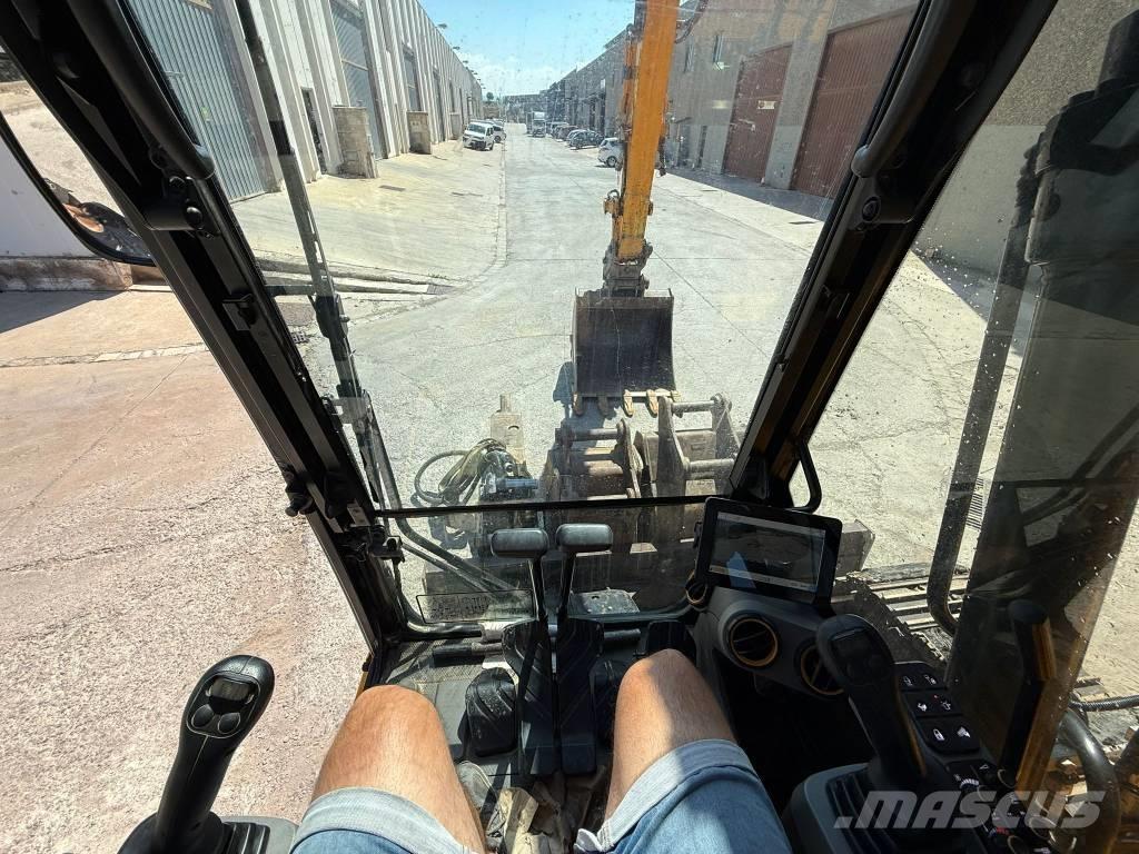 JCB 131 X LCD Верижен екскаватор