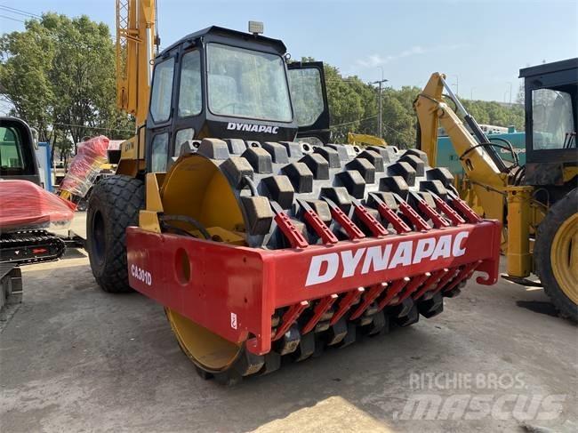 Dynapac CA 301 D Еднобарабанни ролки
