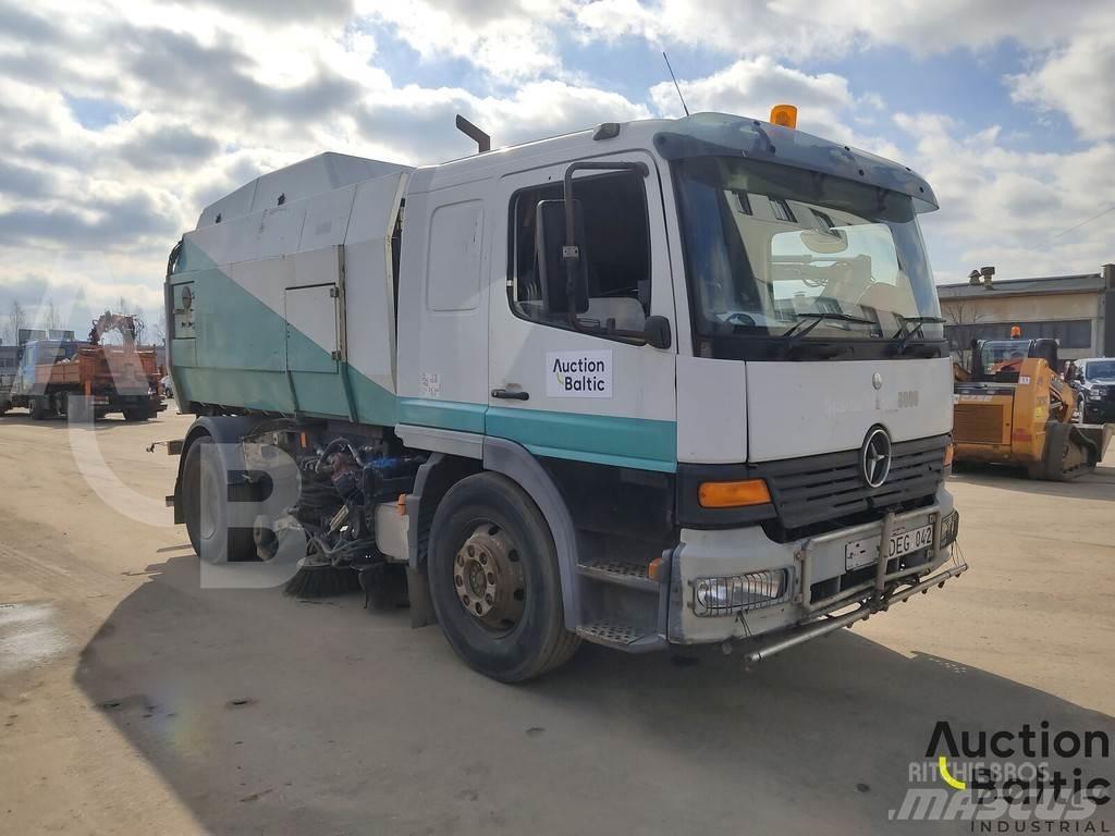 Mercedes-Benz 1517 Автоматични метачки с четки