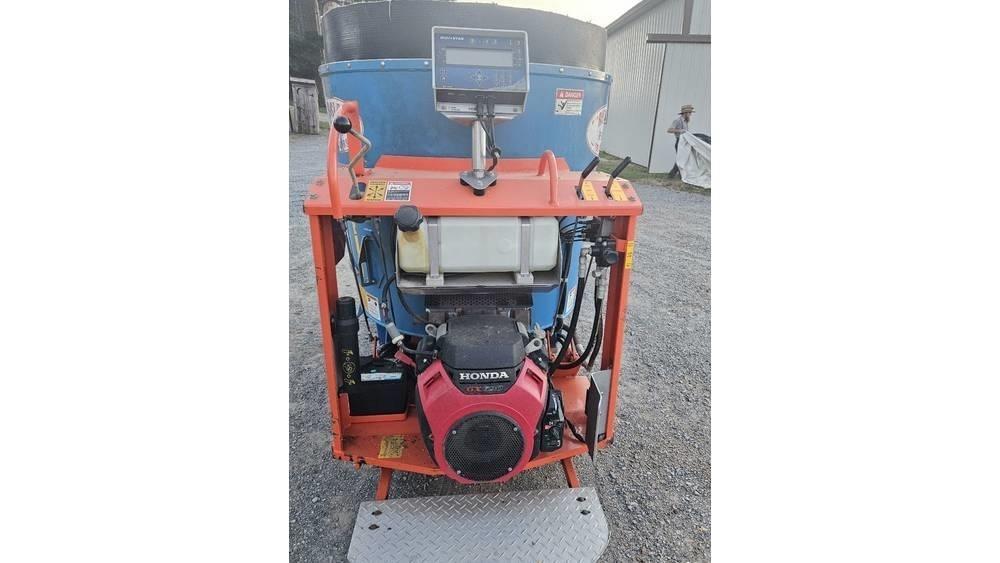 Rissler Mixer V975 Доилни машини