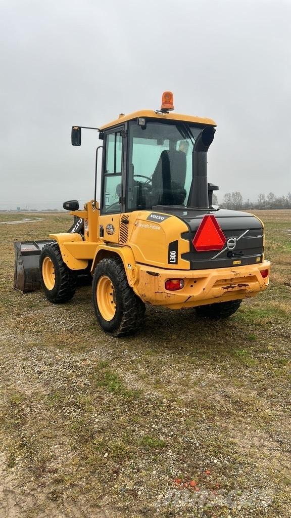 Volvo L 30 G Колесни товарачи