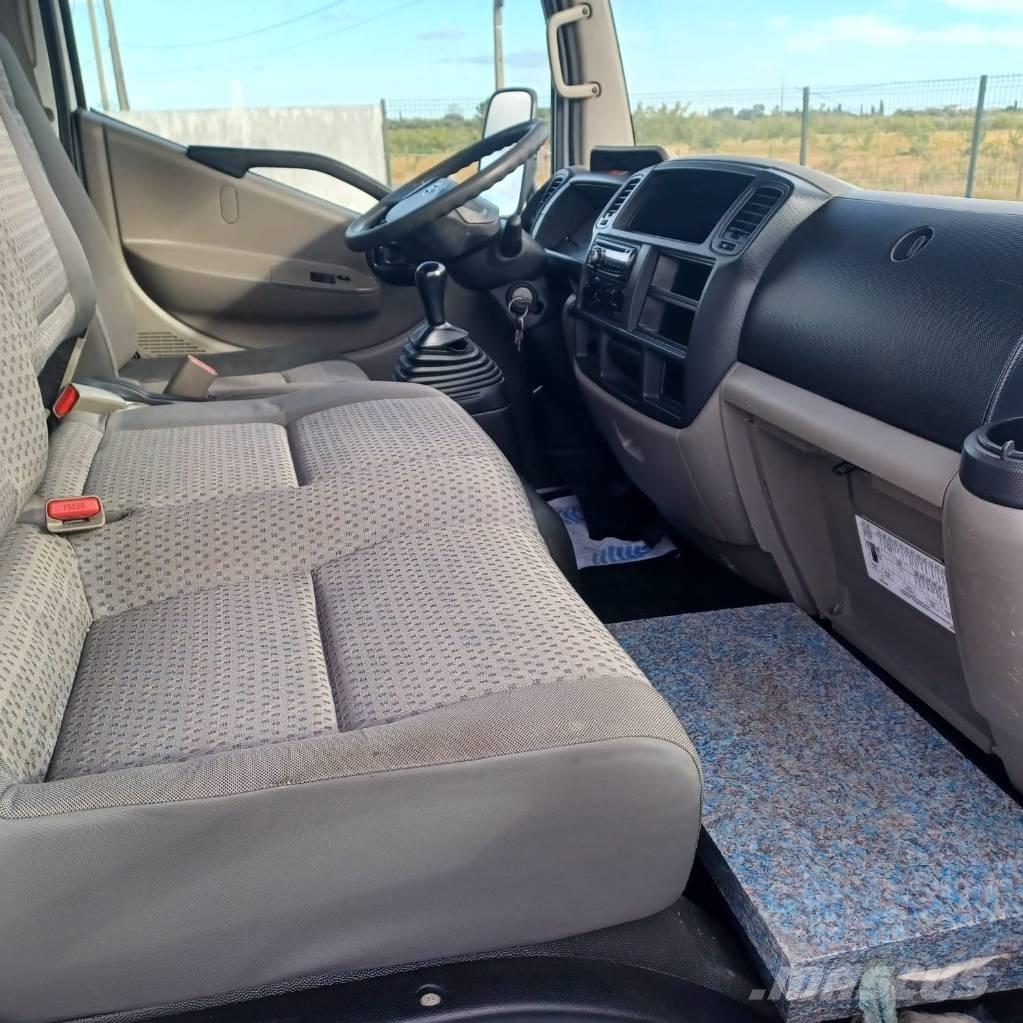 Nissan CABSTAR 35.11 Моторизирани платформи с талига
