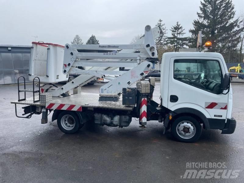 Nissan CABSTAR 35.11 Моторизирани платформи с талига