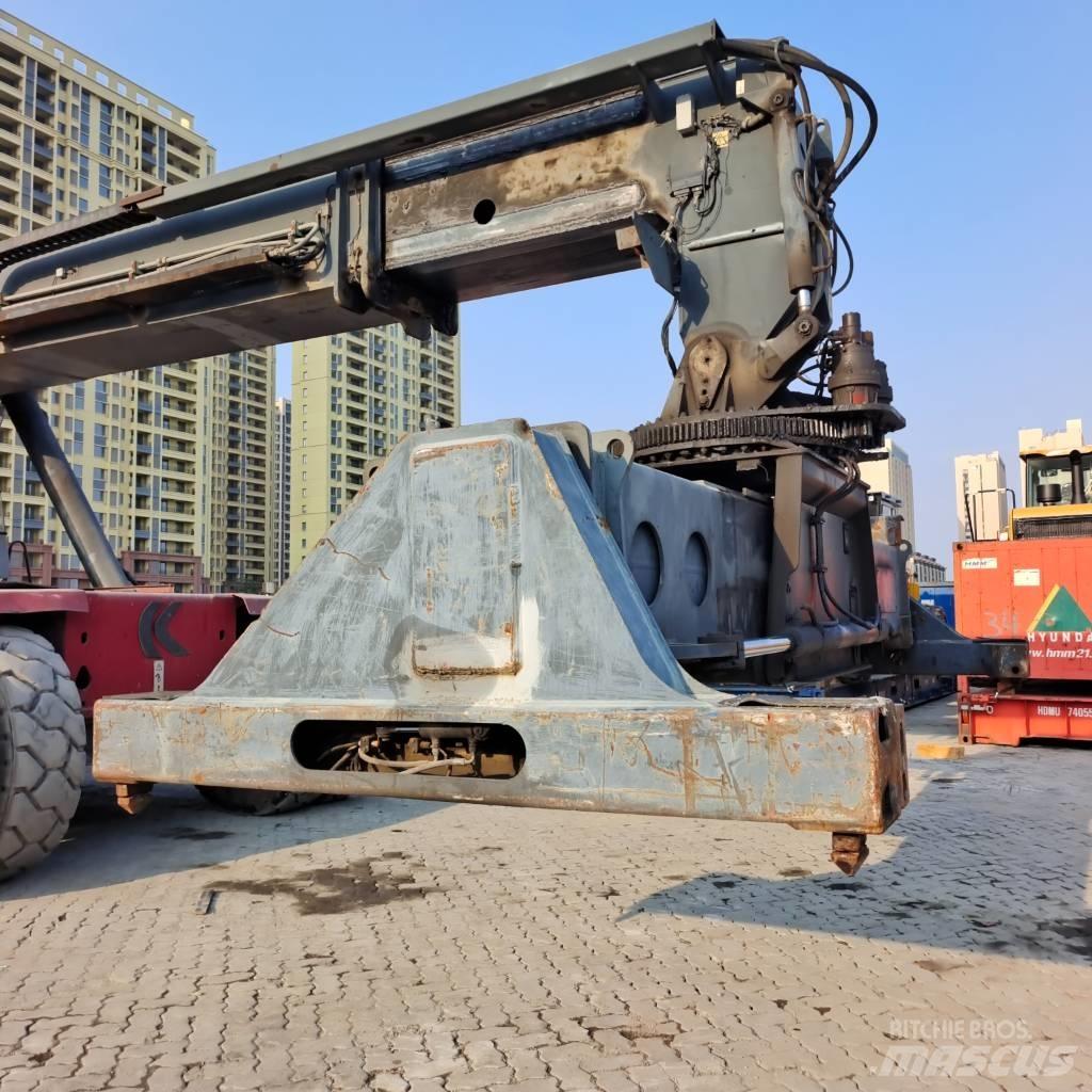 Kalmar DRD450 Кари повдигачи на контейнери