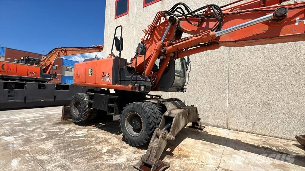 Hitachi ZX 210 W Колесни екскаватори