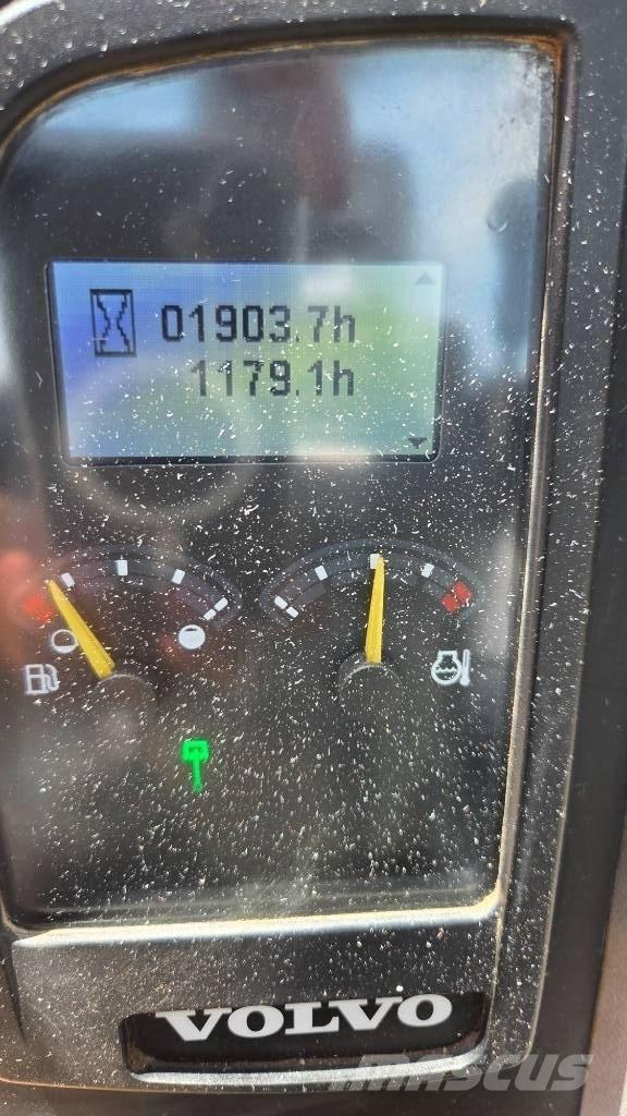 Volvo ECR 88 PLUS Средни екскаватори 7т - 12т