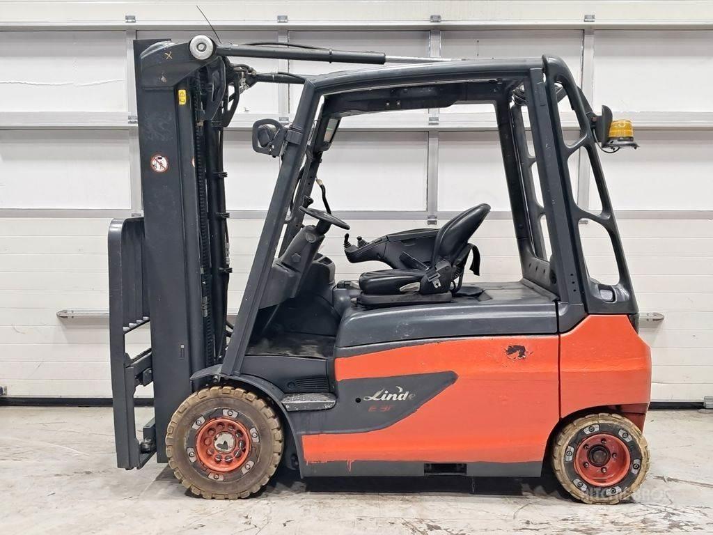 Linde E30L-01 Електрически вилични кари-повдигачи