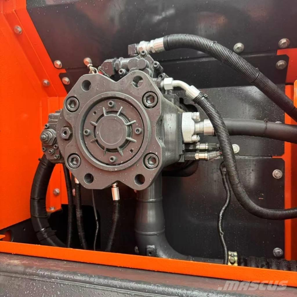 Doosan DX 225 LCA Верижен екскаватор