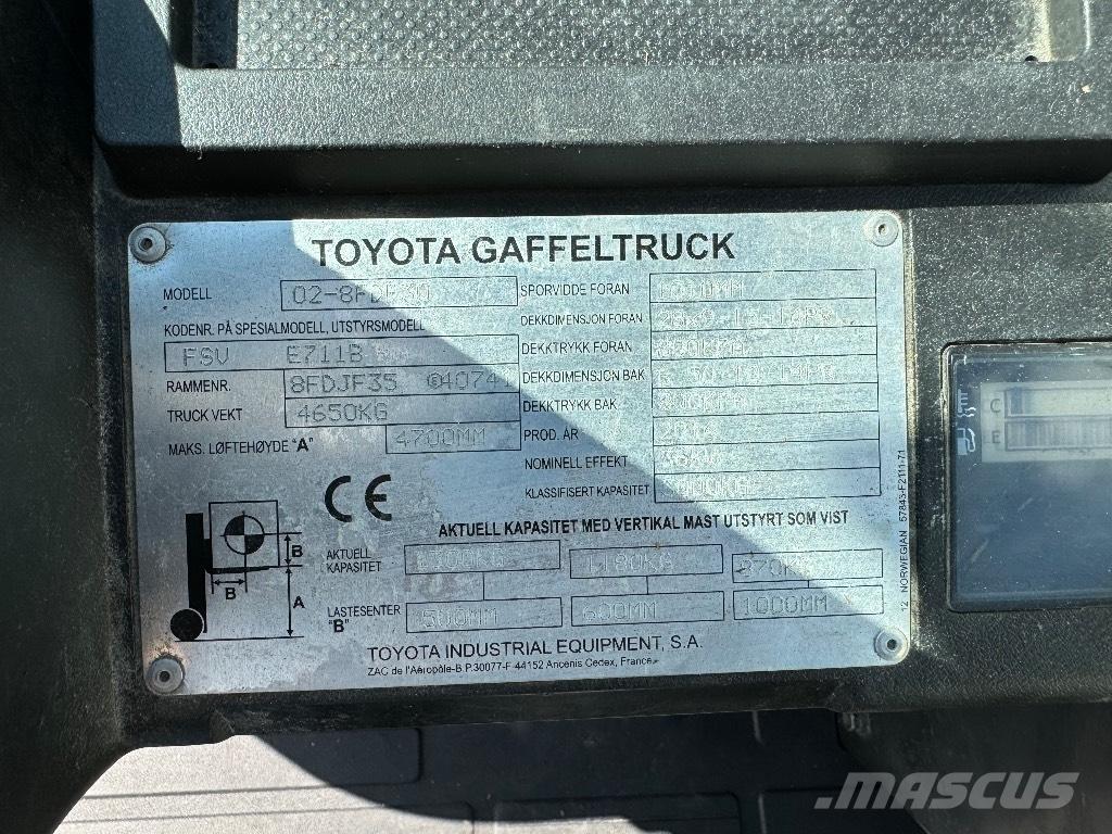 Toyota 02-8FDF30 Дизелови камиони