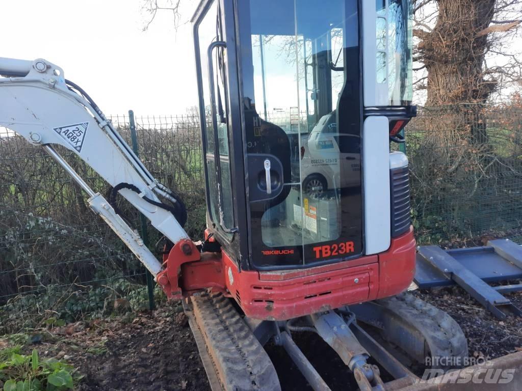 Takeuchi TB23 Мини екскаватори < 7 т