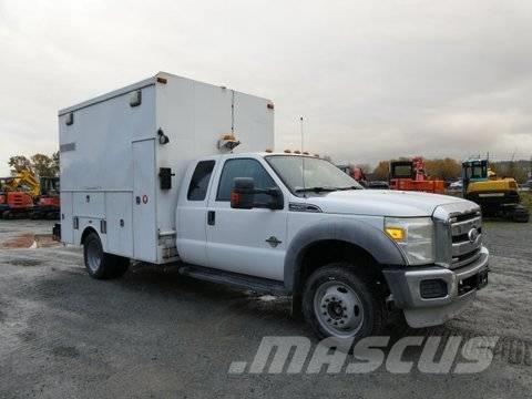 Ford F 550 Общински/универсални превозни средства
