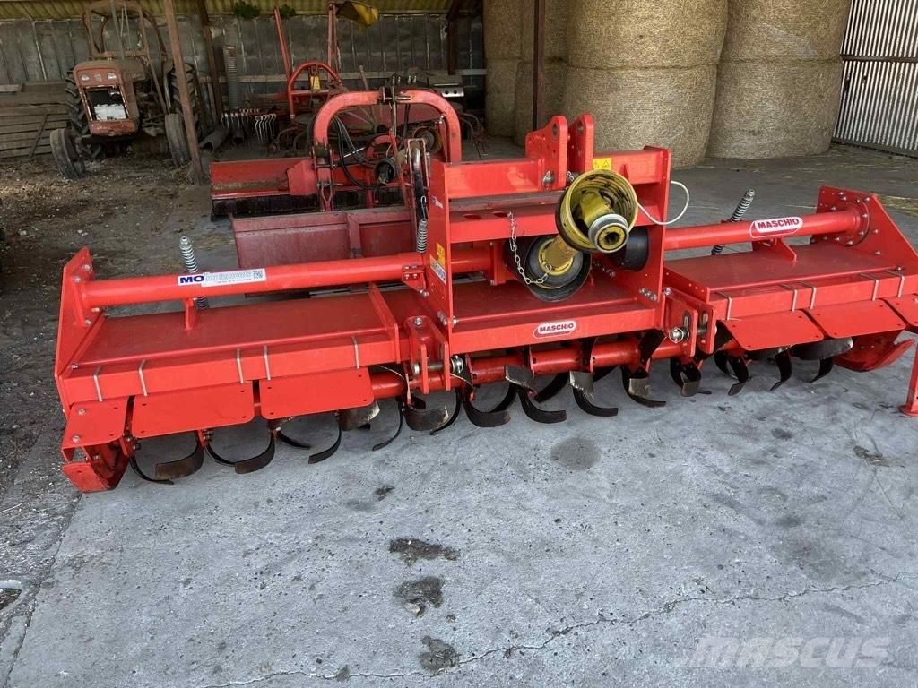 Maschio C 300 Брани и ротационни рали