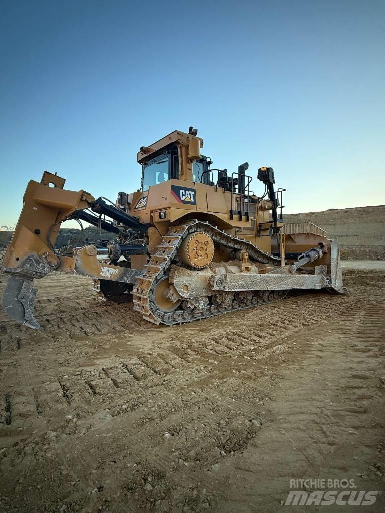 CAT D 10 T Верижни булдозери
