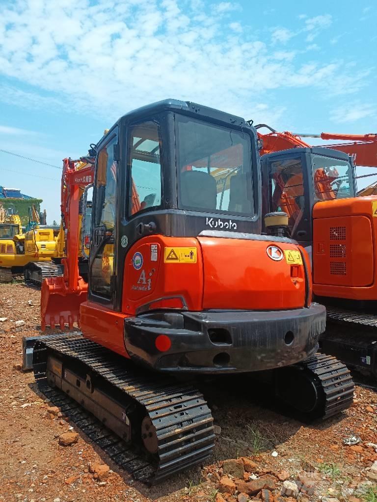 Kubota KX 165 Средни екскаватори 7т - 12т