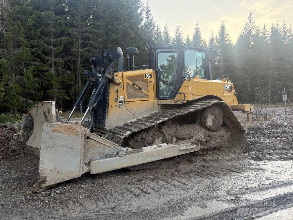 CAT D 6 XE LGP Верижни булдозери
