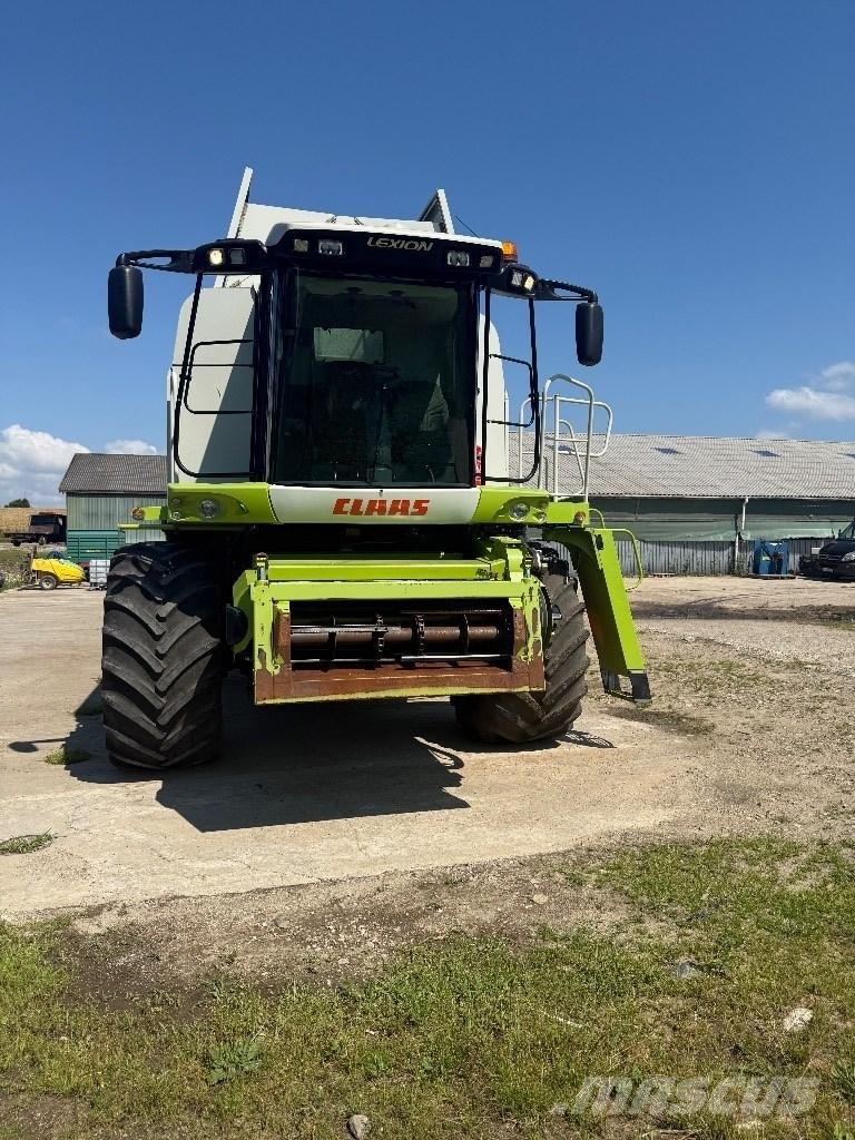 CLAAS Lexion 560 Комбайни