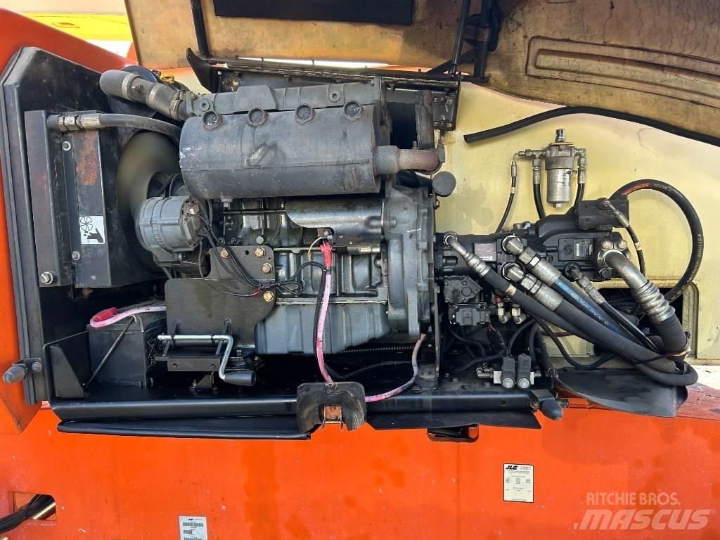 JLG 800 AJ Съчленени стрелови подемници