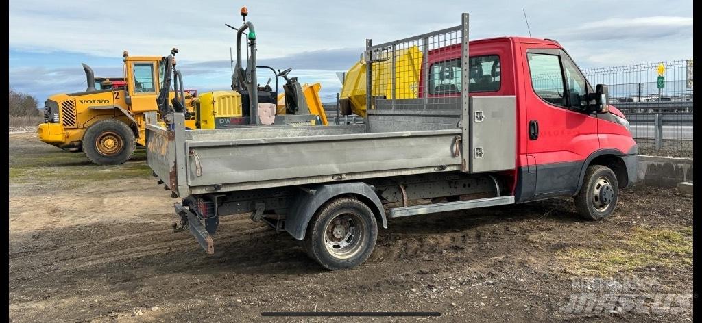 Iveco 35C 13 Пикапи