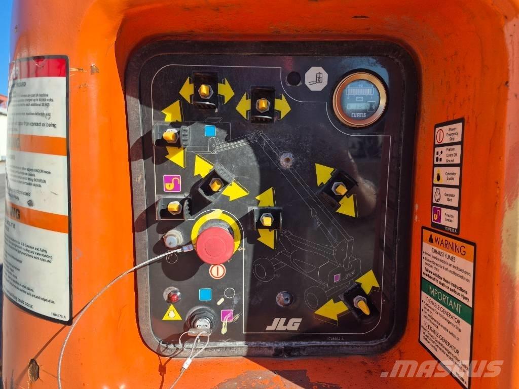 JLG M 600 JP Съчленени стрелови подемници