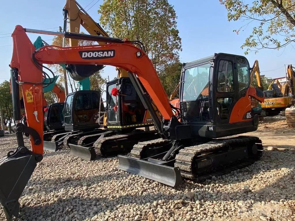 Doosan DX 60-9 Мини екскаватори < 7 т