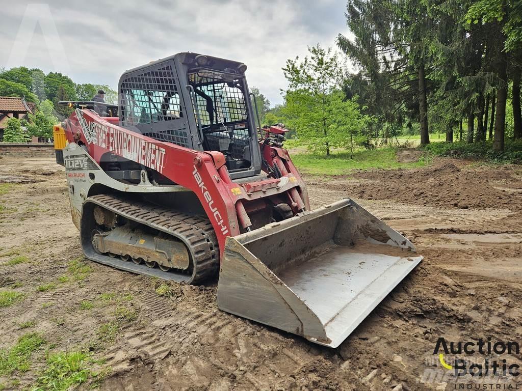 Takeuchi TL12V-2 Верижен товарач
