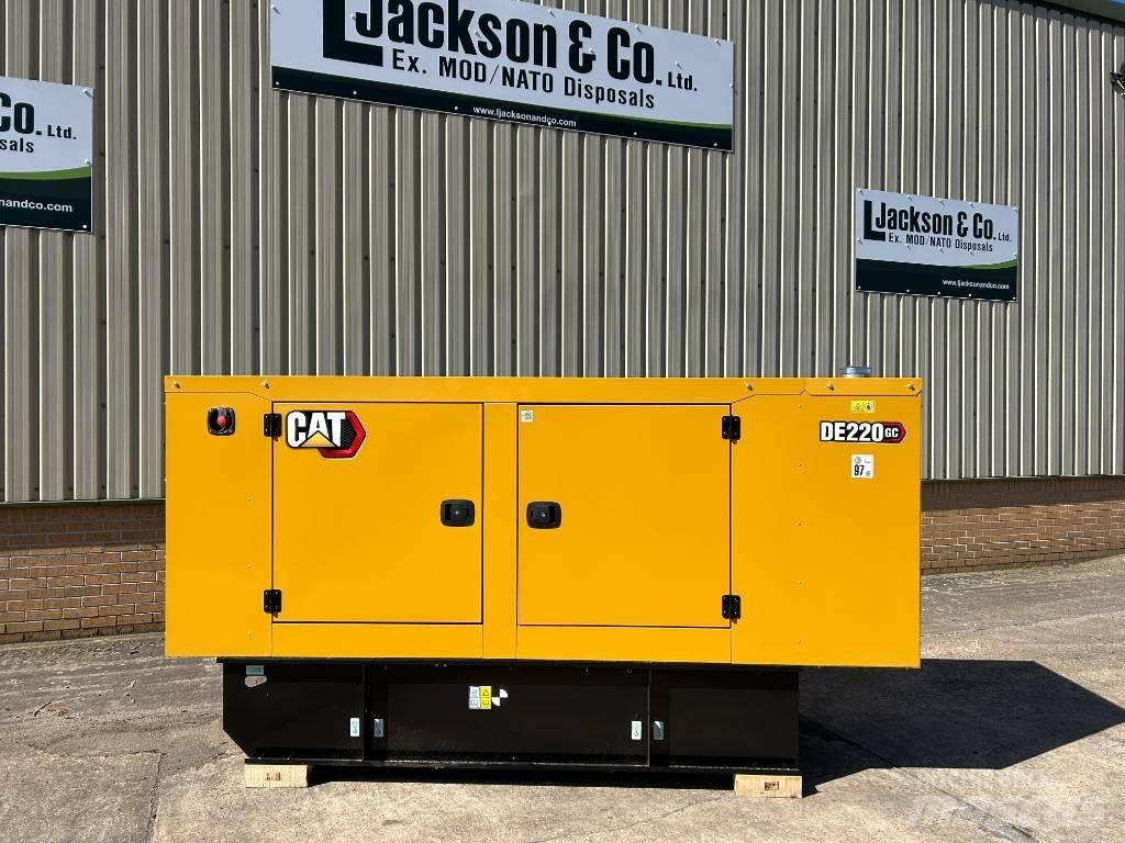 CAT DE 220 GC Дизелови генератори
