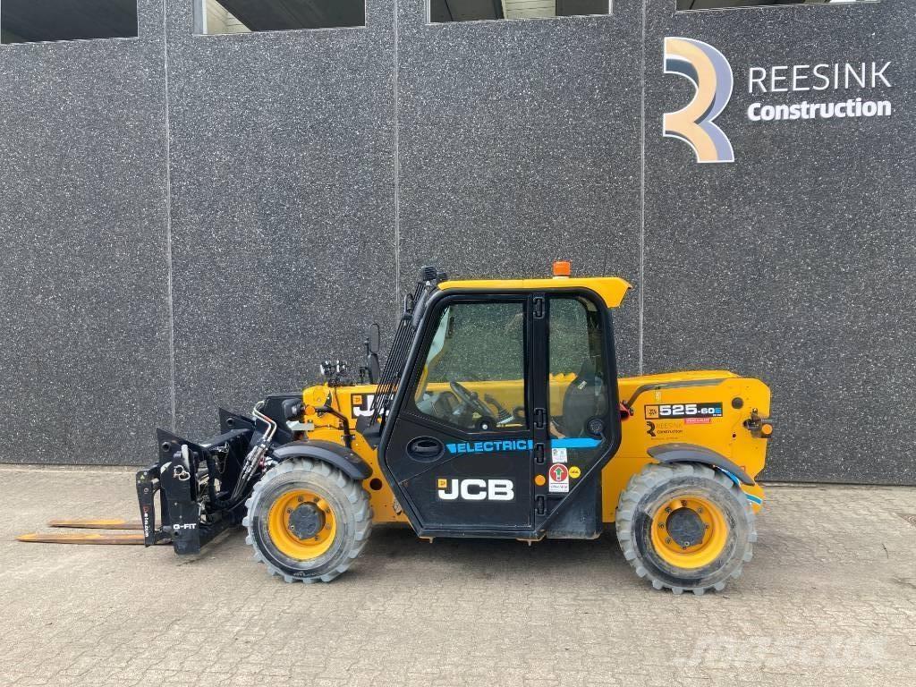 JCB 525-60 E Телескопични товарачи