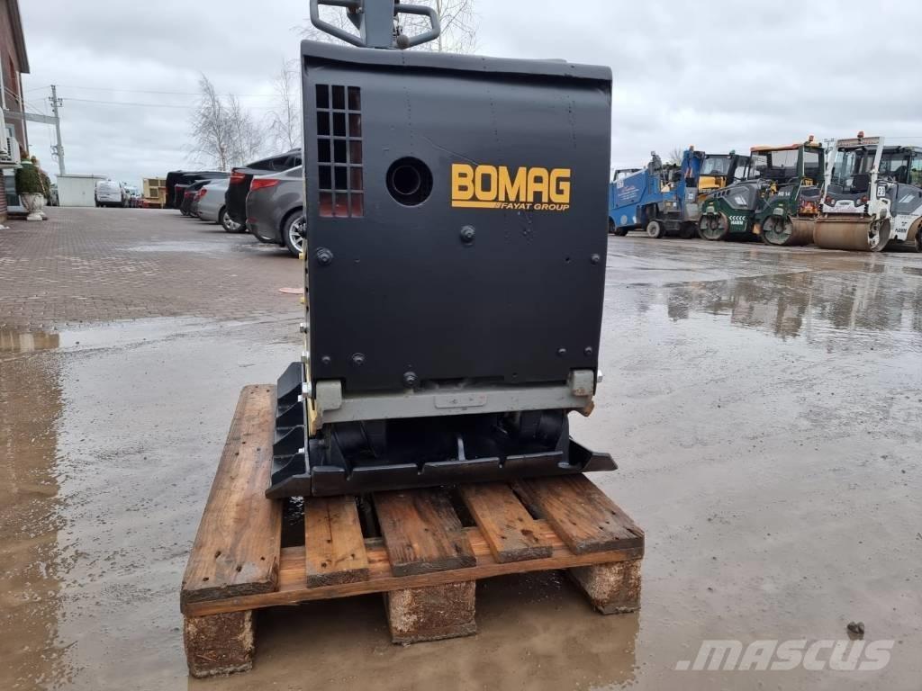 Bomag BPR 70/70 D Уплътнители за плочи
