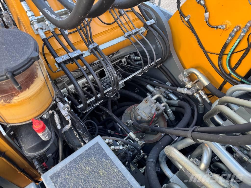 Liebherr LH40 Оператори на отпадъци/индустрия
