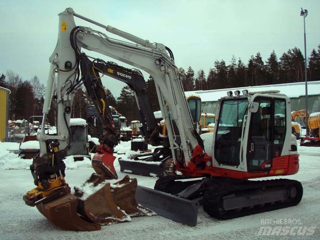 Takeuchi TB 290 Средни екскаватори 7т - 12т