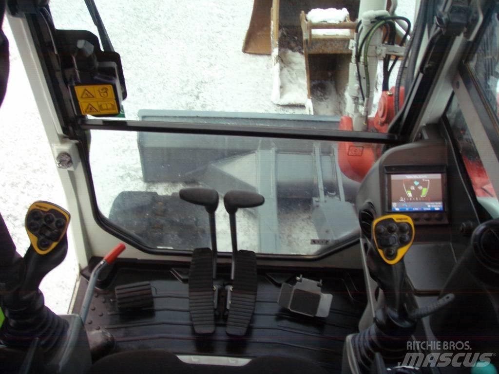 Takeuchi TB 290 Средни екскаватори 7т - 12т
